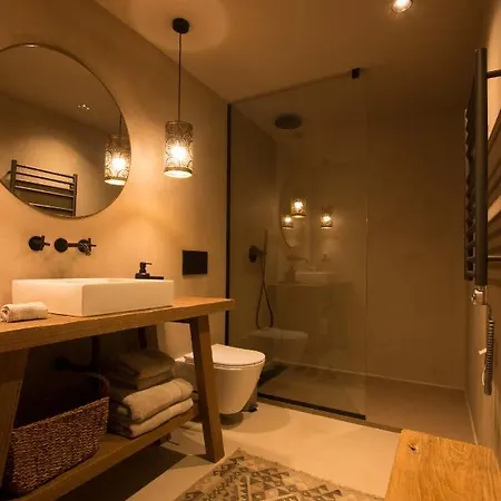 Κατάλυμα σε φάρμα Terra Rosa & Vineyards