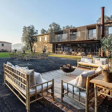 Terra Rosa & Vineyards
