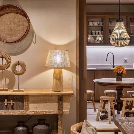 Terra Rosa & Vineyards Farm stay *