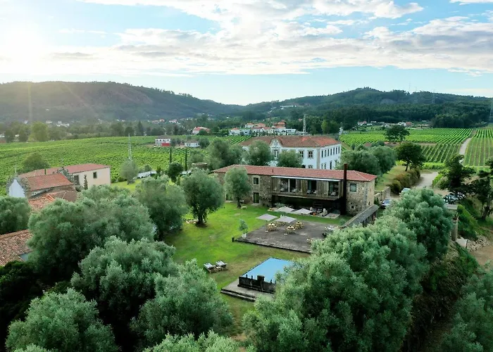 Terra Rosa & Vineyards *